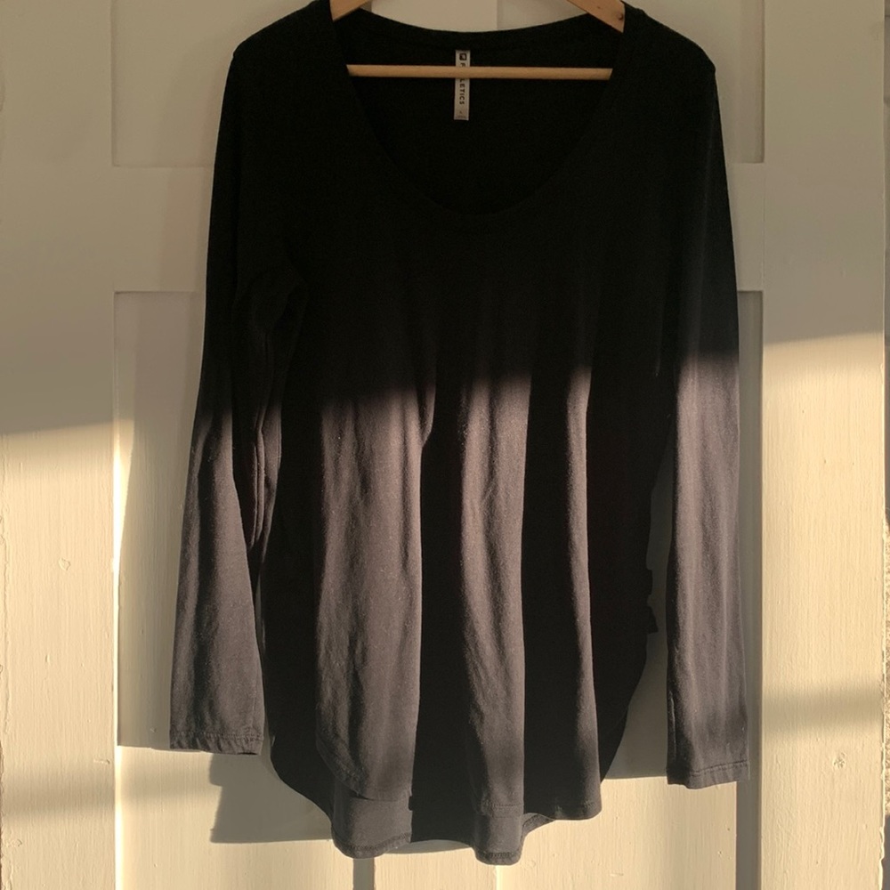 Large Fabletics top